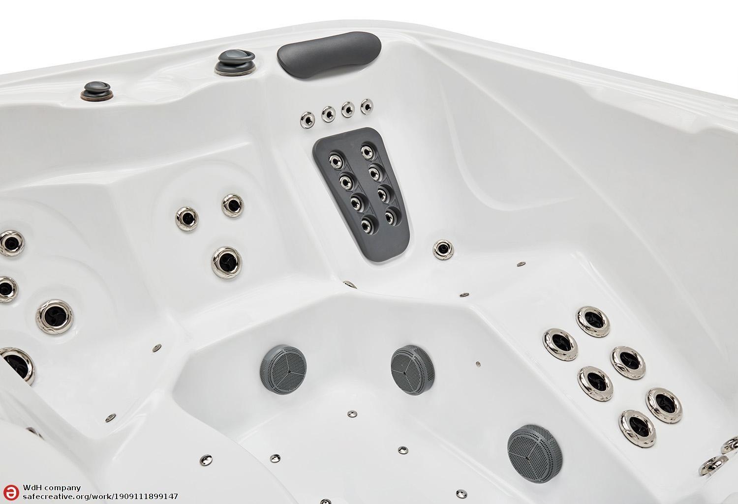 Spa jacuzzi exterior AT-009