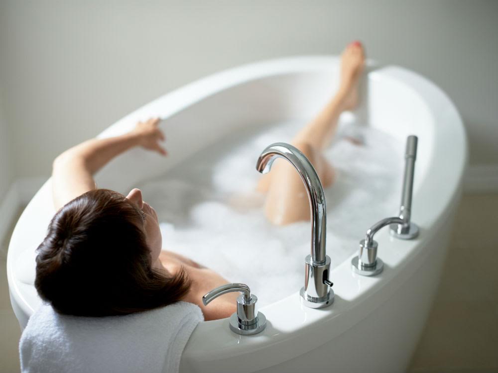 Saca el máximo provecho de tu bañera de hidromasaje y disfruta de un spa en casa