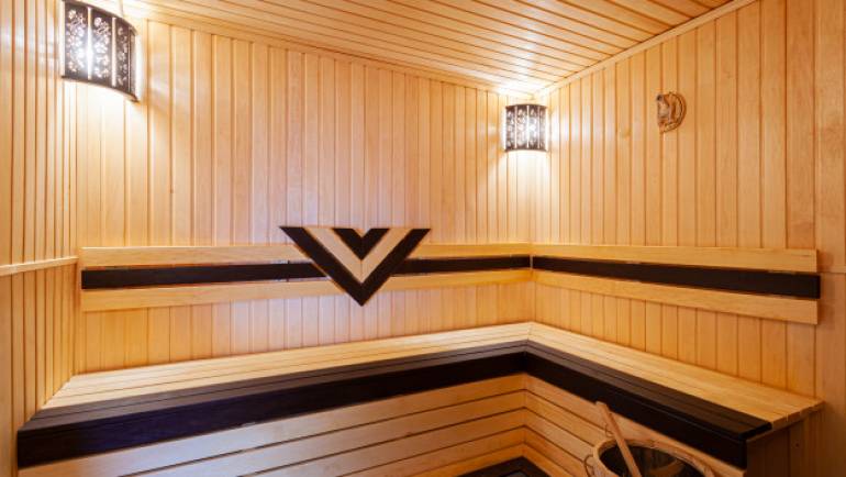 Un calor que sana: beneficios de la sauna interior