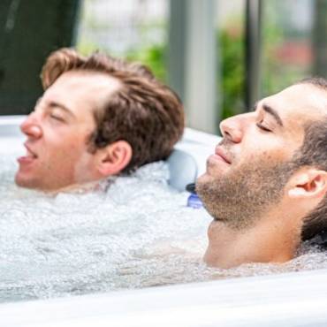 Bañera con hidromasaje: cuándo es el mejor momento para usarla